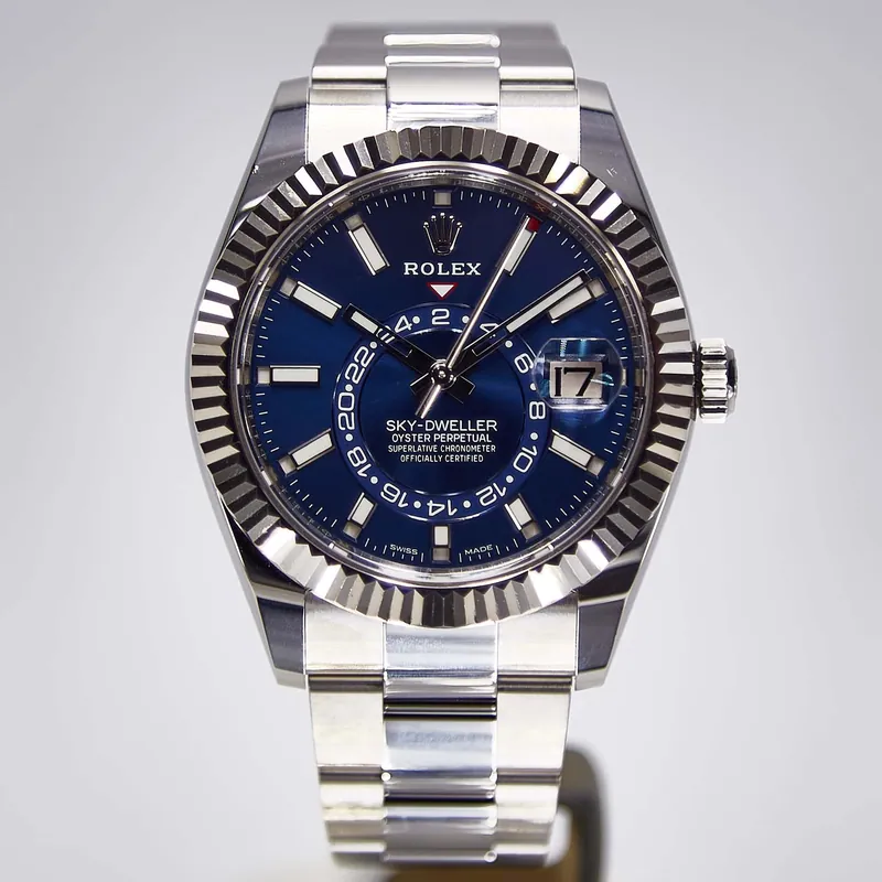 Pre-owned Rolex Sky-Dweller 326934, 42 mm stainless steel case, blue dial