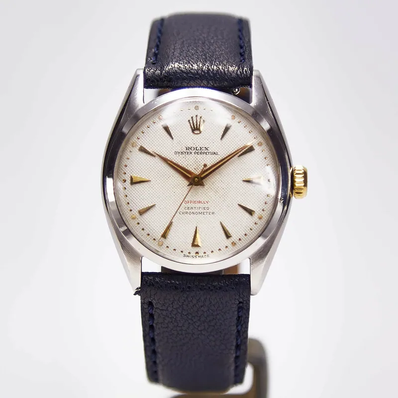 Pre-owned Rolex Oyster Perpetual 6084, 34 mm stainless steel case, silver dial