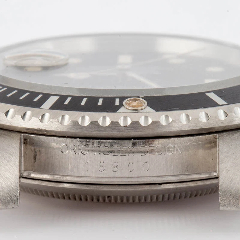 Vintage Rolex Submariner 16800 Black Dial