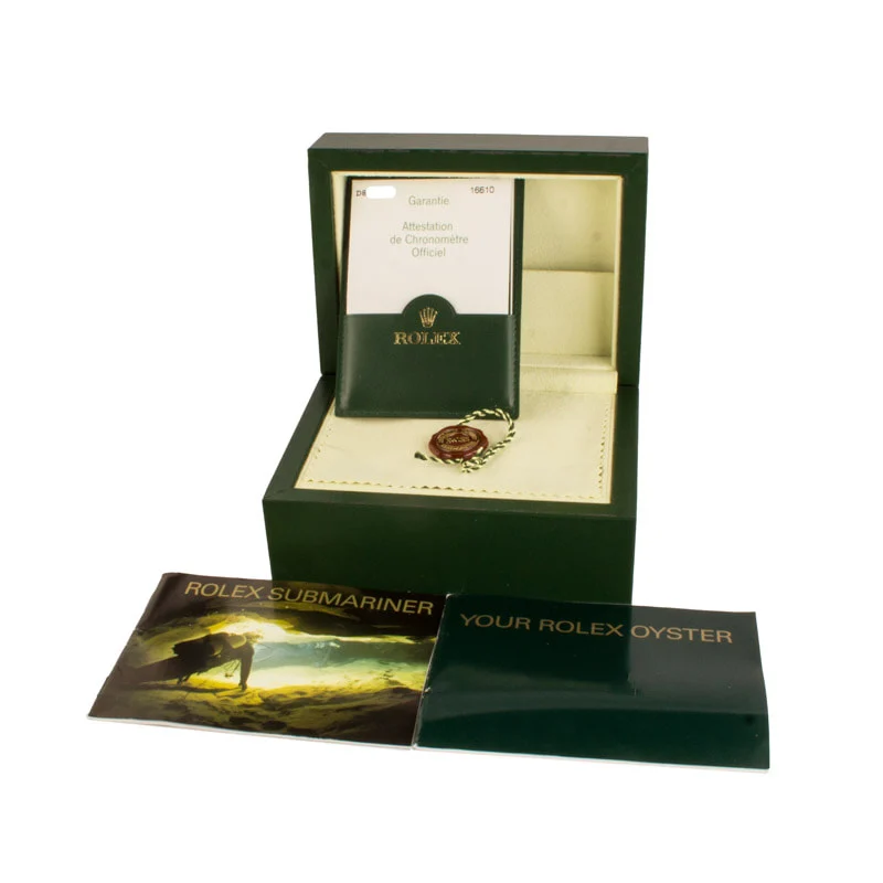 Pre-owned Rolex 16610 Submariner Black Dial