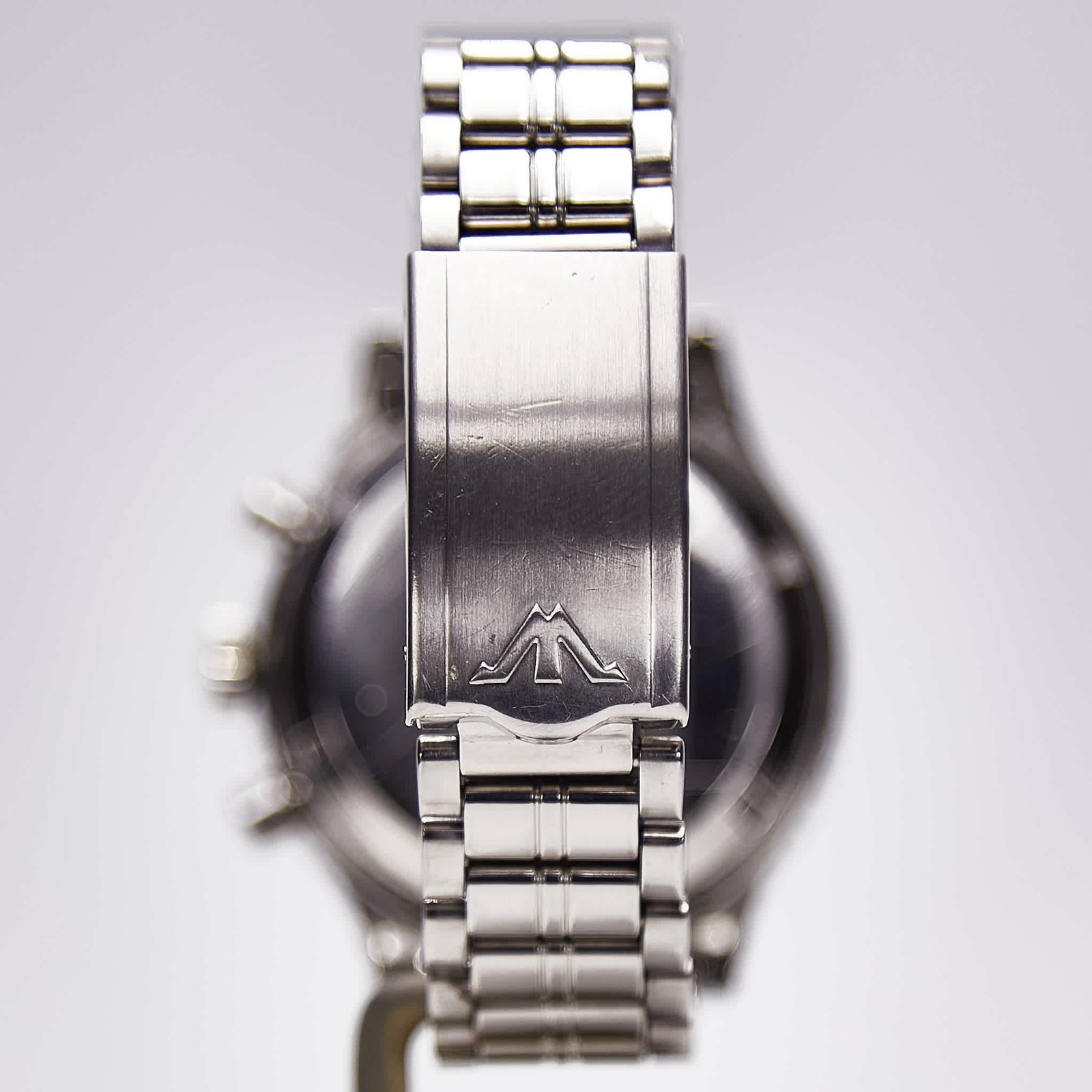 Wittnauer 238T Professional (7004A)