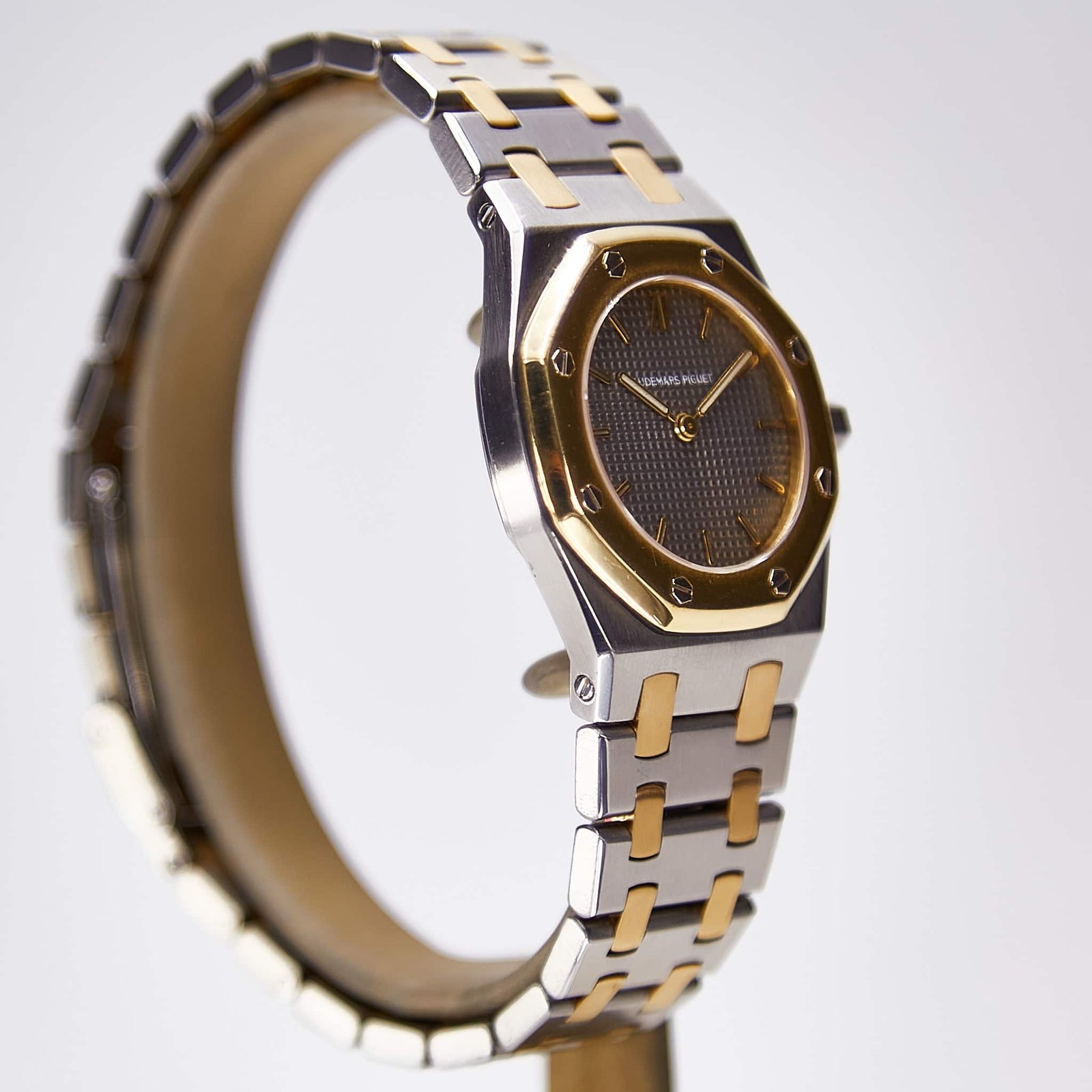 Audemars Piguet Royal Oak (6007SA)