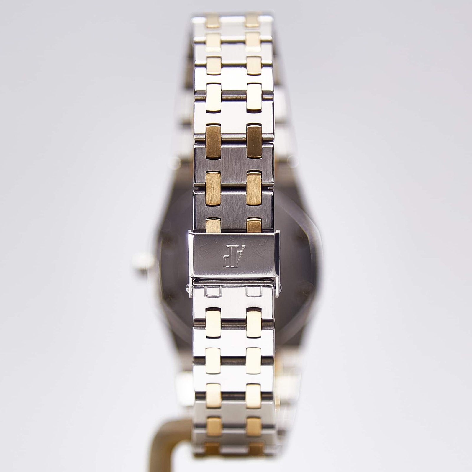 Audemars Piguet Royal Oak (6007SA)
