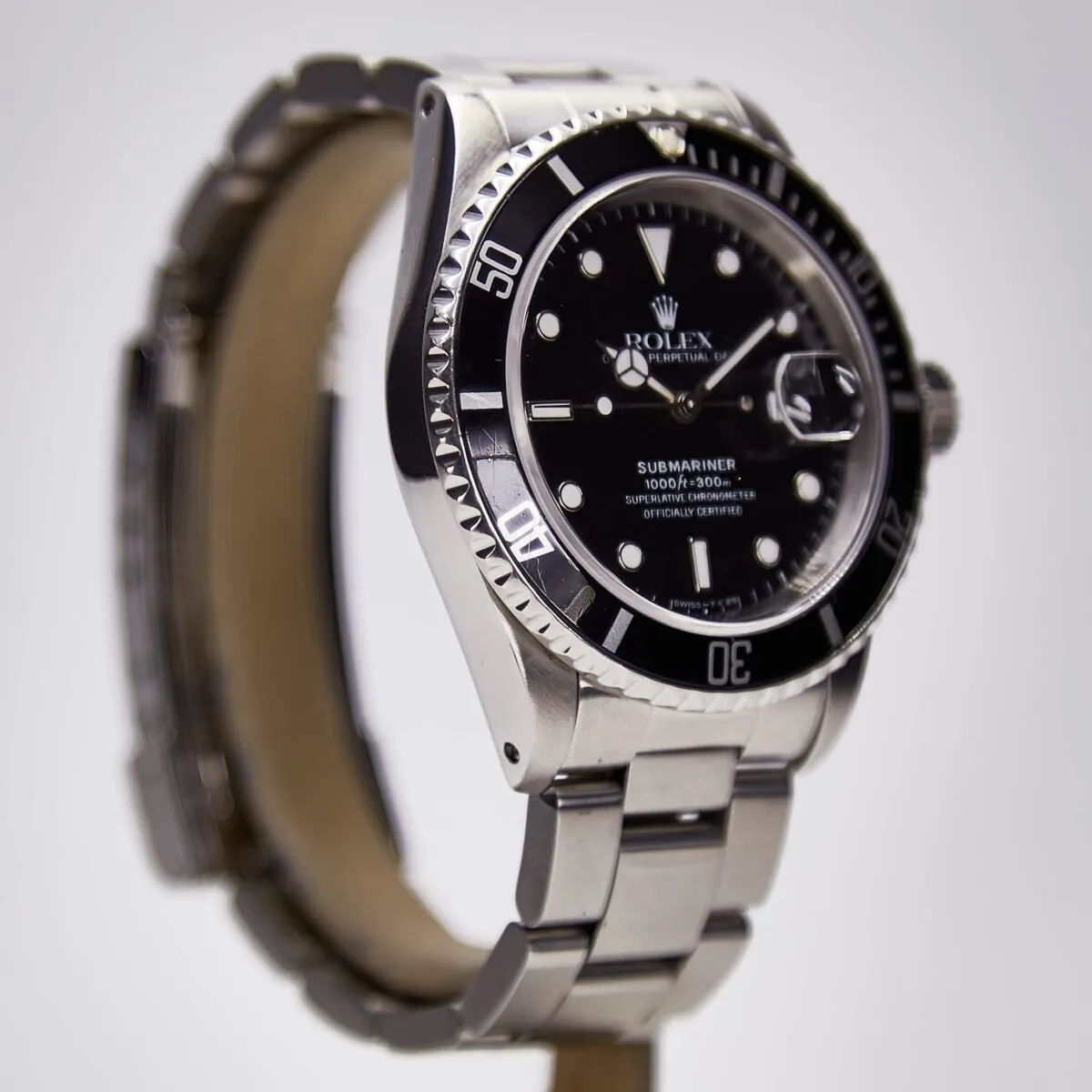 Rolex Submariner Date (16610)