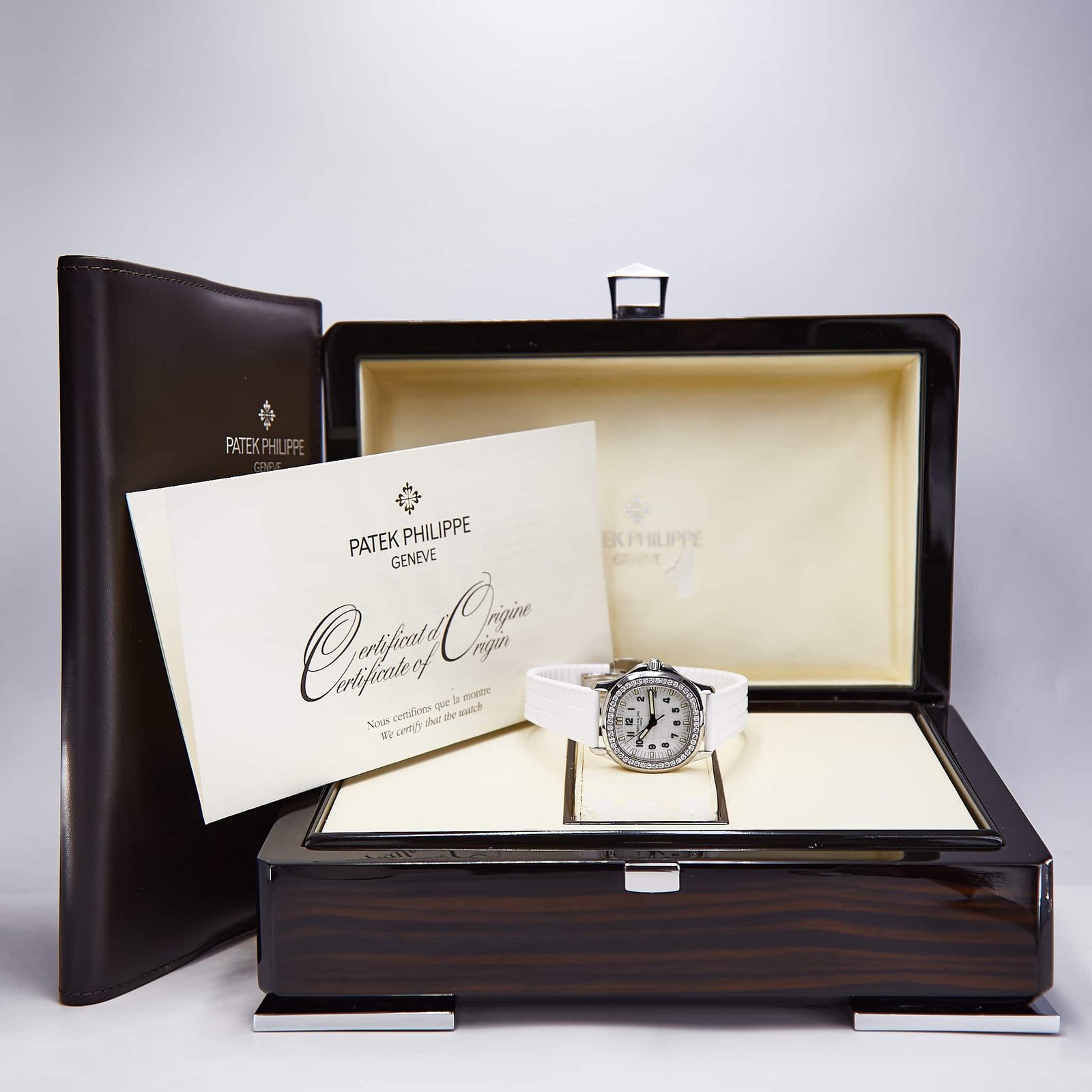 Patek Philippe Aquanaut (5067A-011)