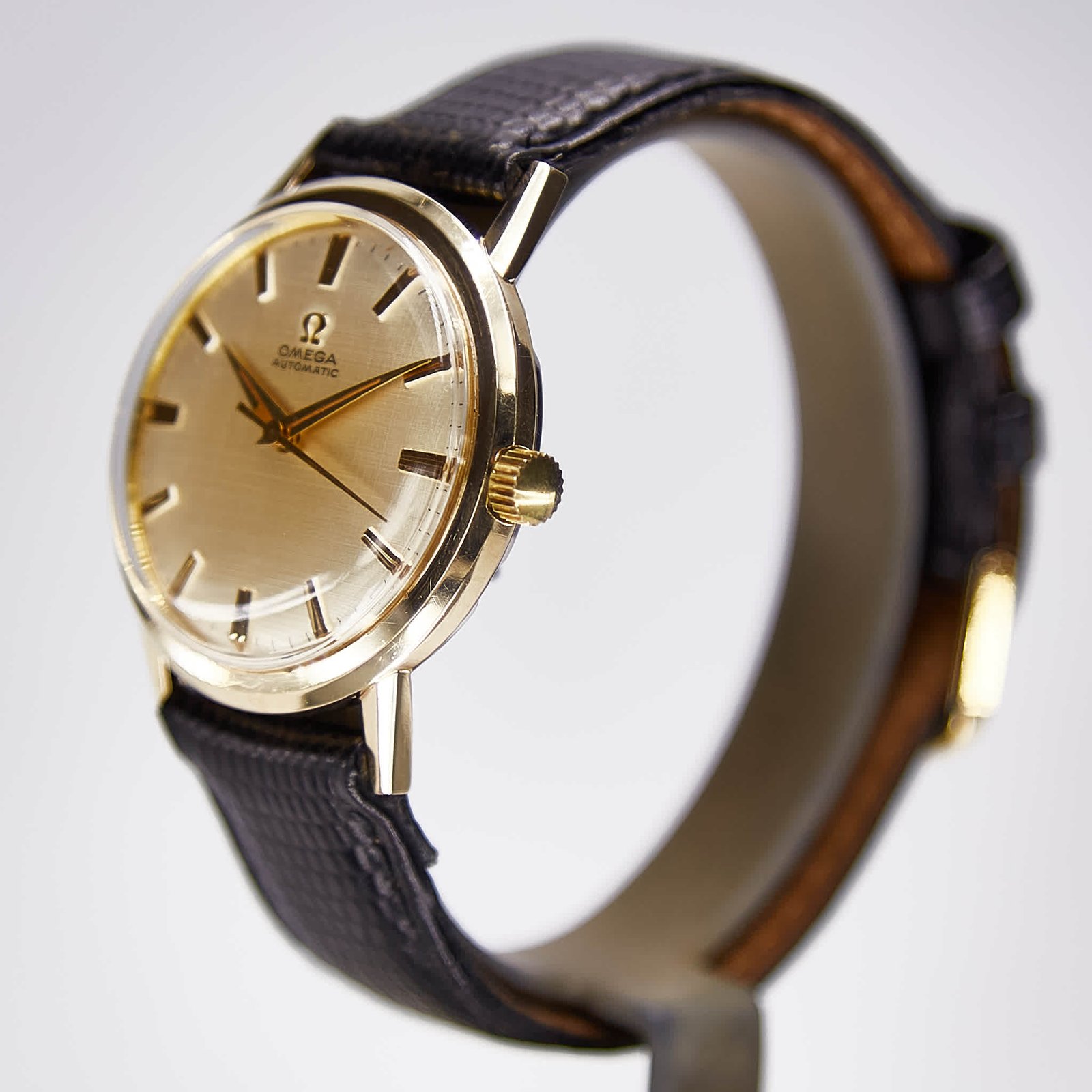 Omega (6304)