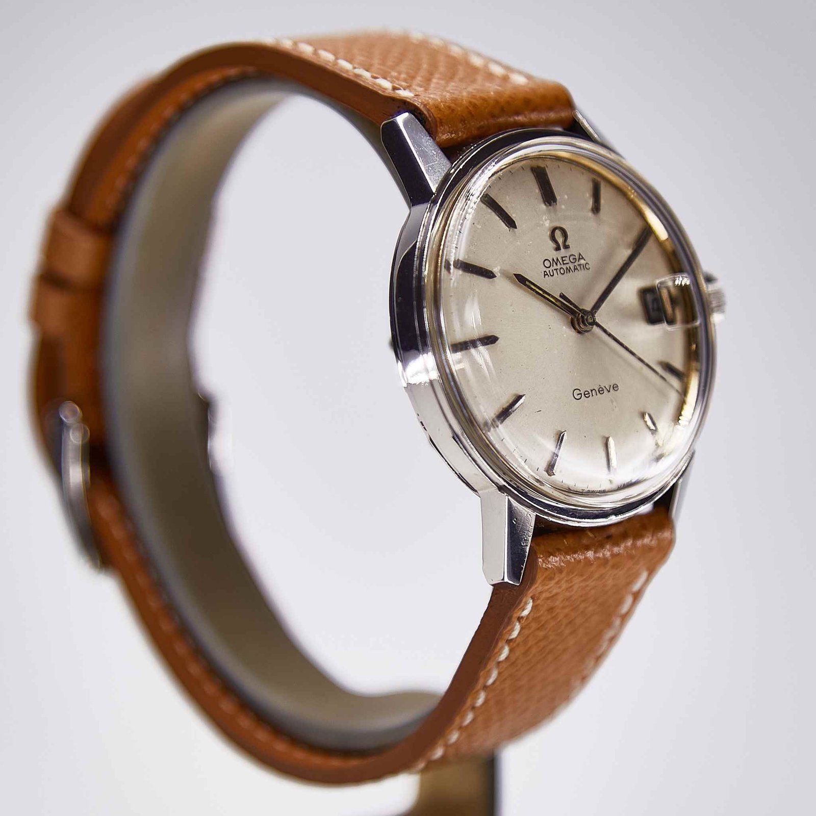 Omega Genève (166.037)