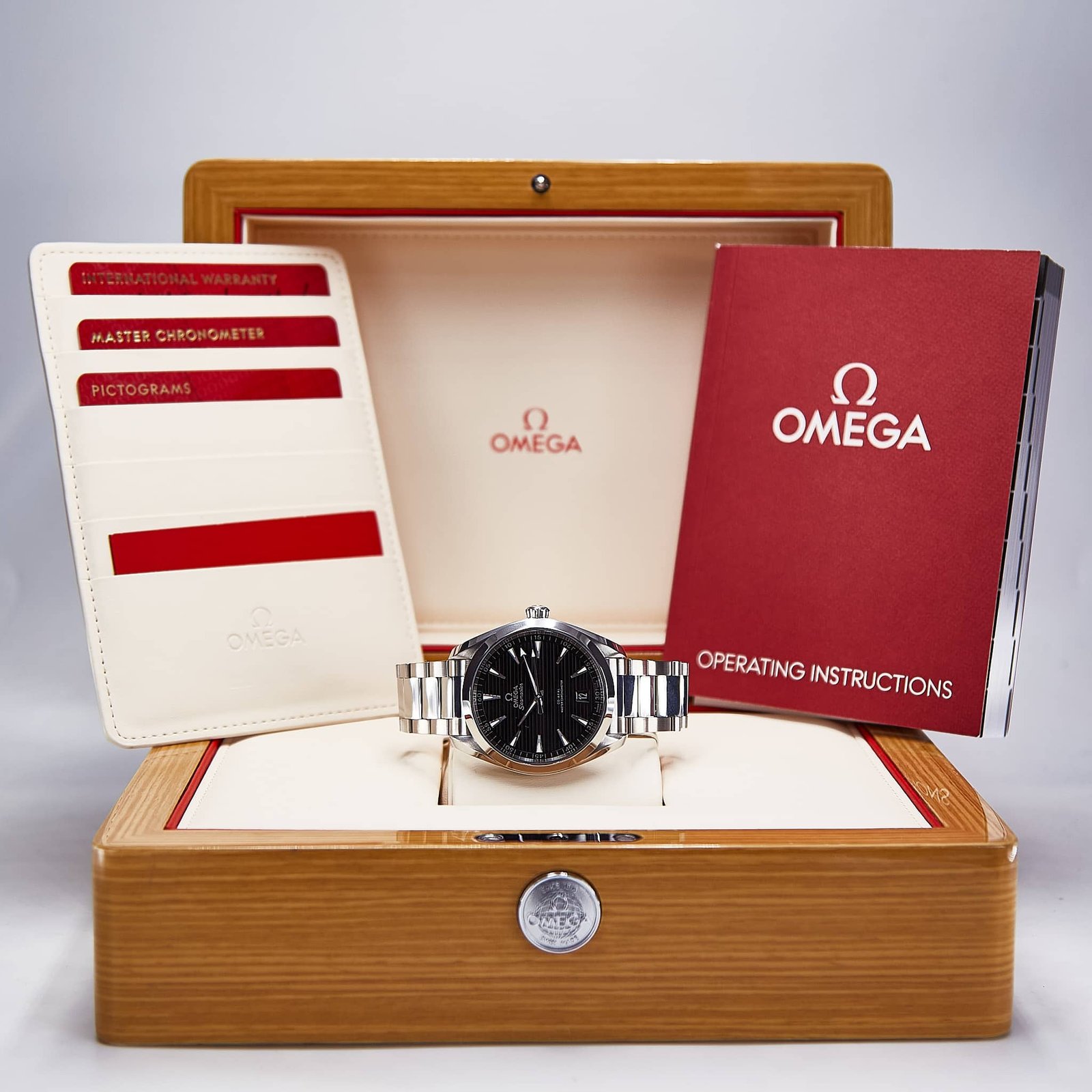 Omega Seamaster Aqua Terra 150M (220.10.41.21.01.001)