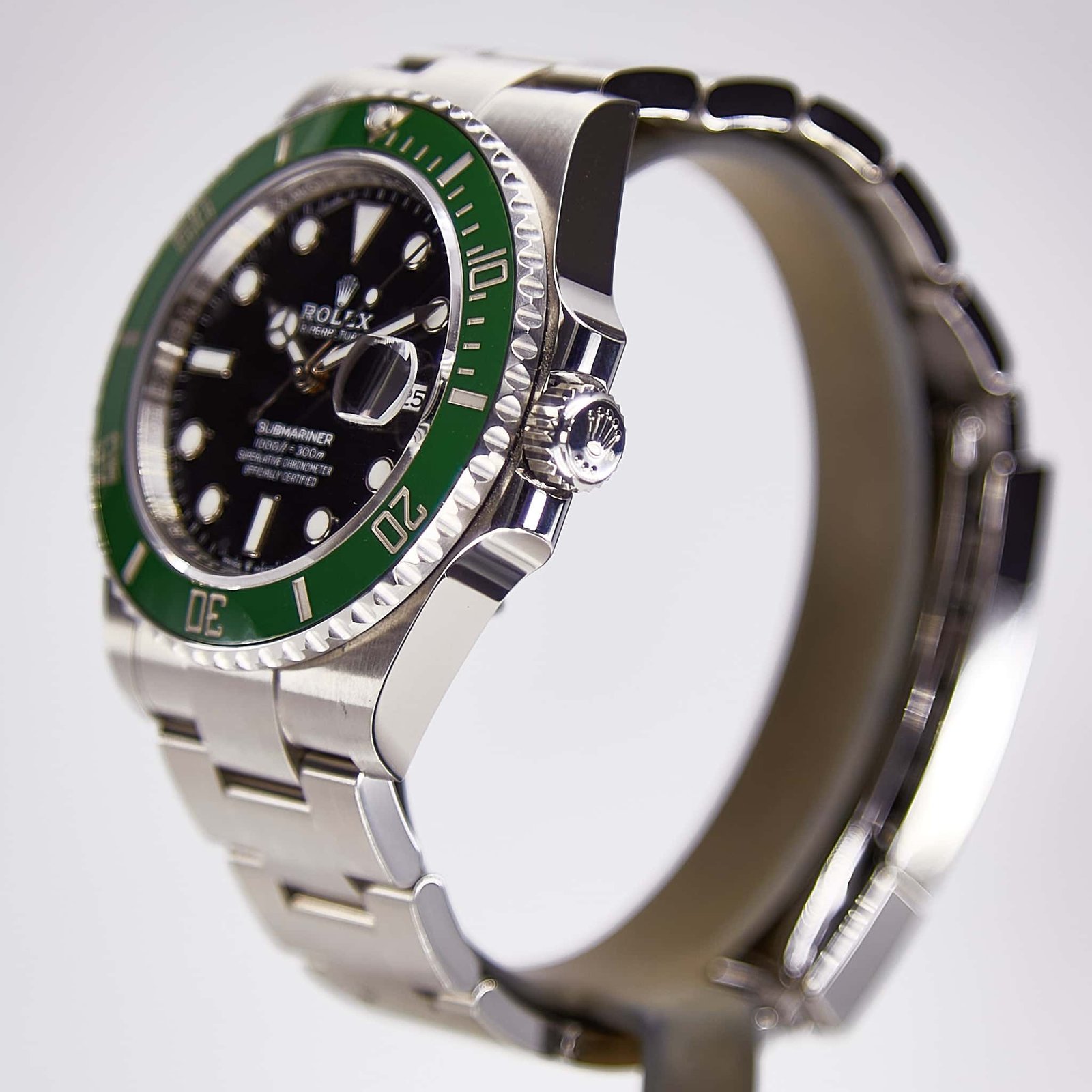Rolex Submariner Date (126610)