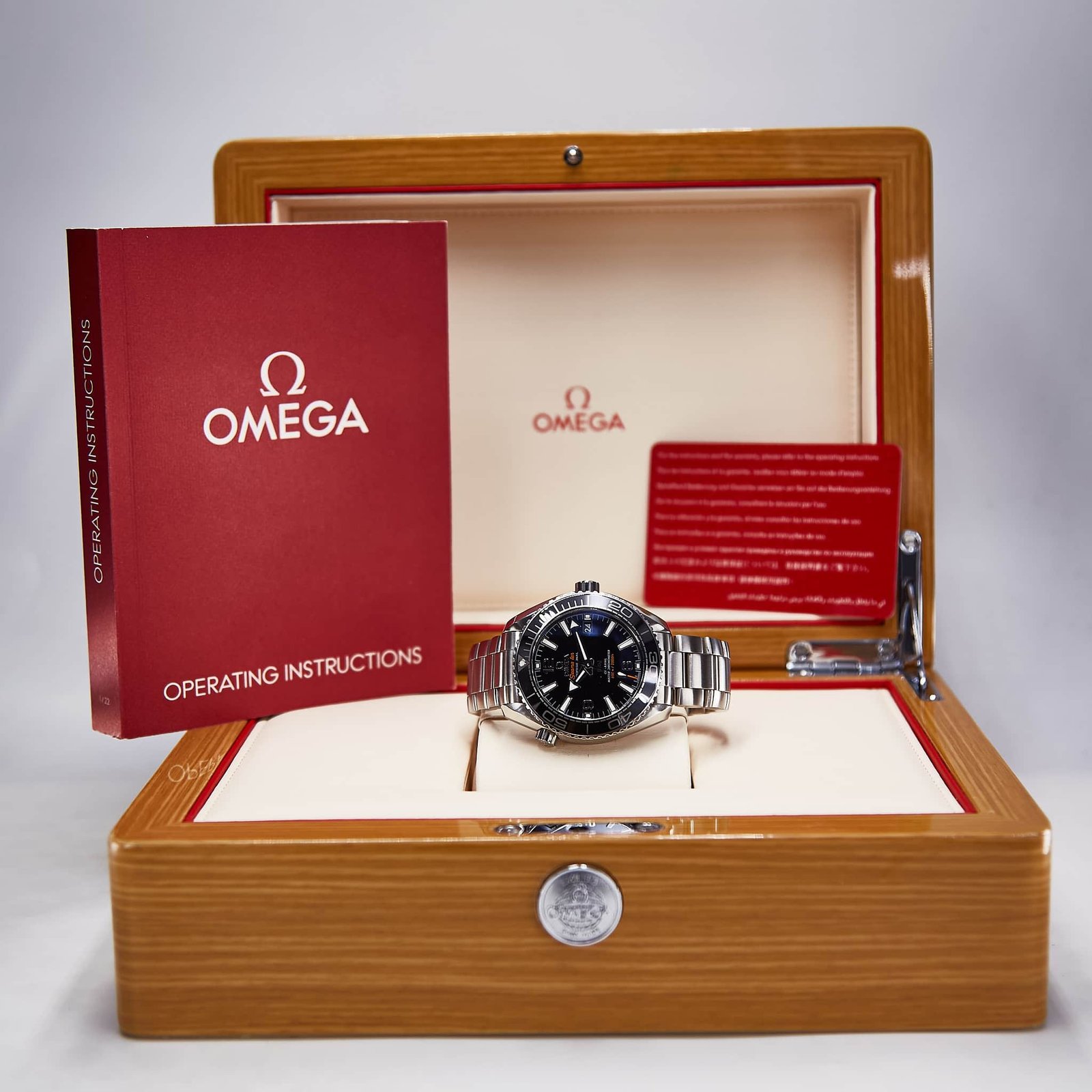 Omega Seamaster Planet Ocean 600M (215.30.40.20.01.001)