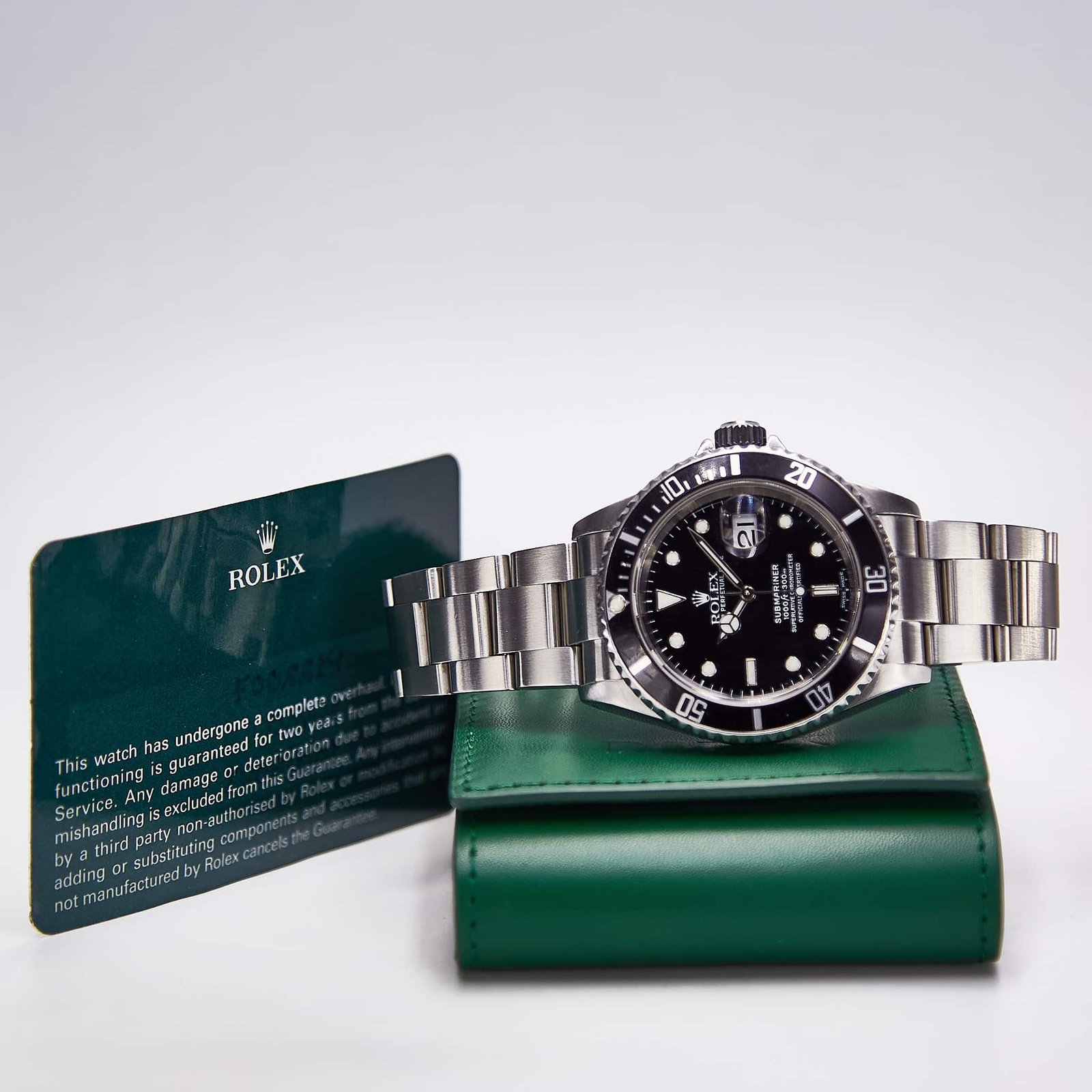 Rolex Submariner Date (16610)