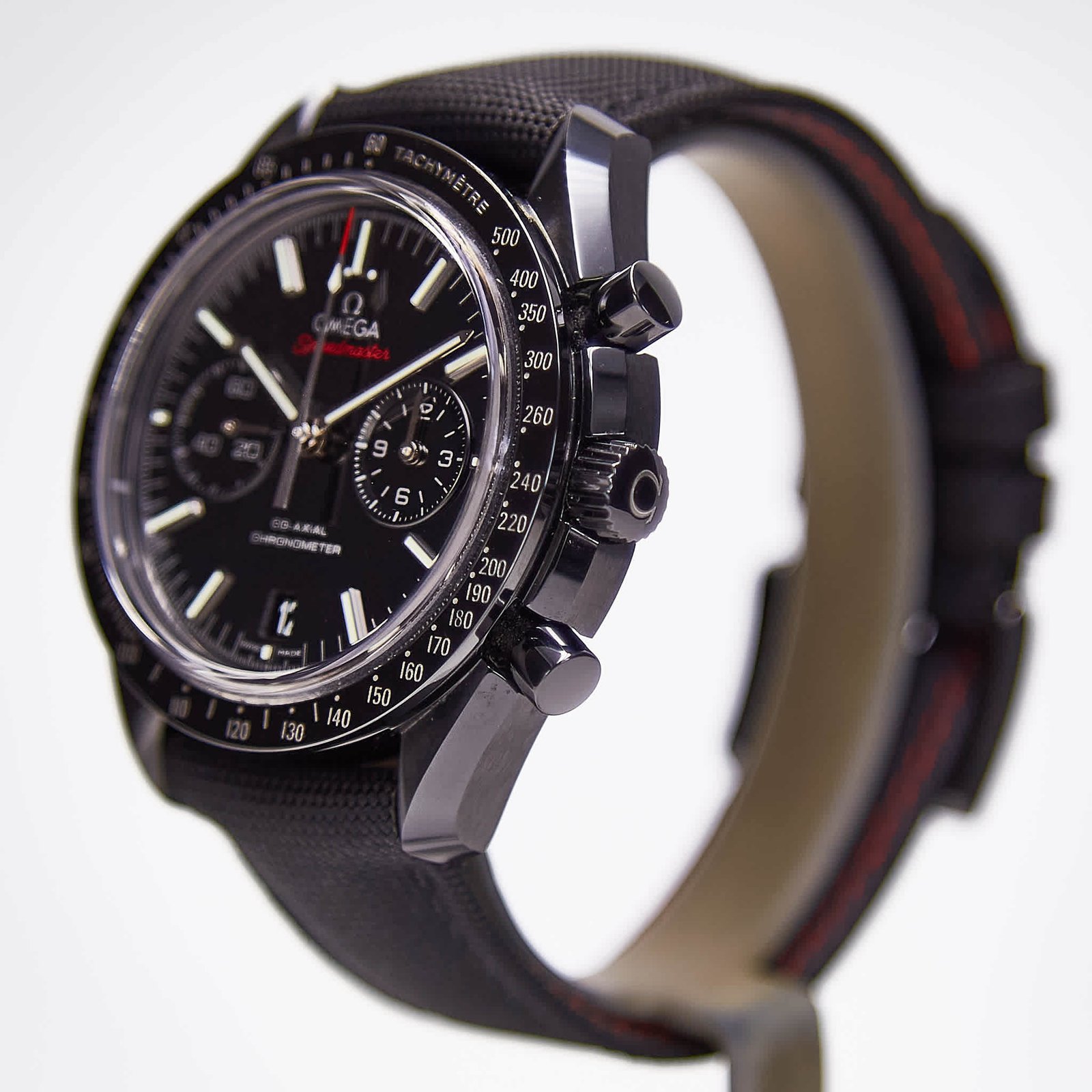 Omega Speedmaster ‘Dark Side of the Moon’ (311.92.44.51.01.003)