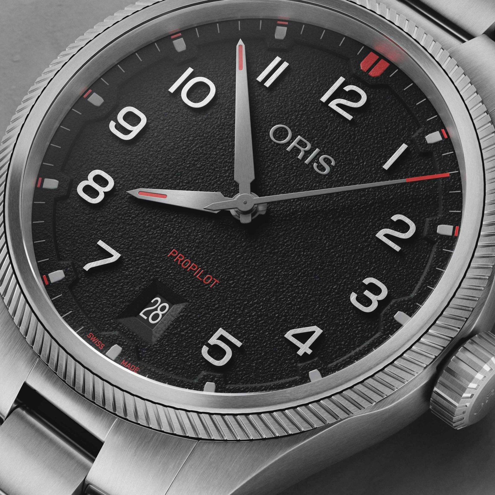 Oris ProPilot Date (01 733 7805 4164)