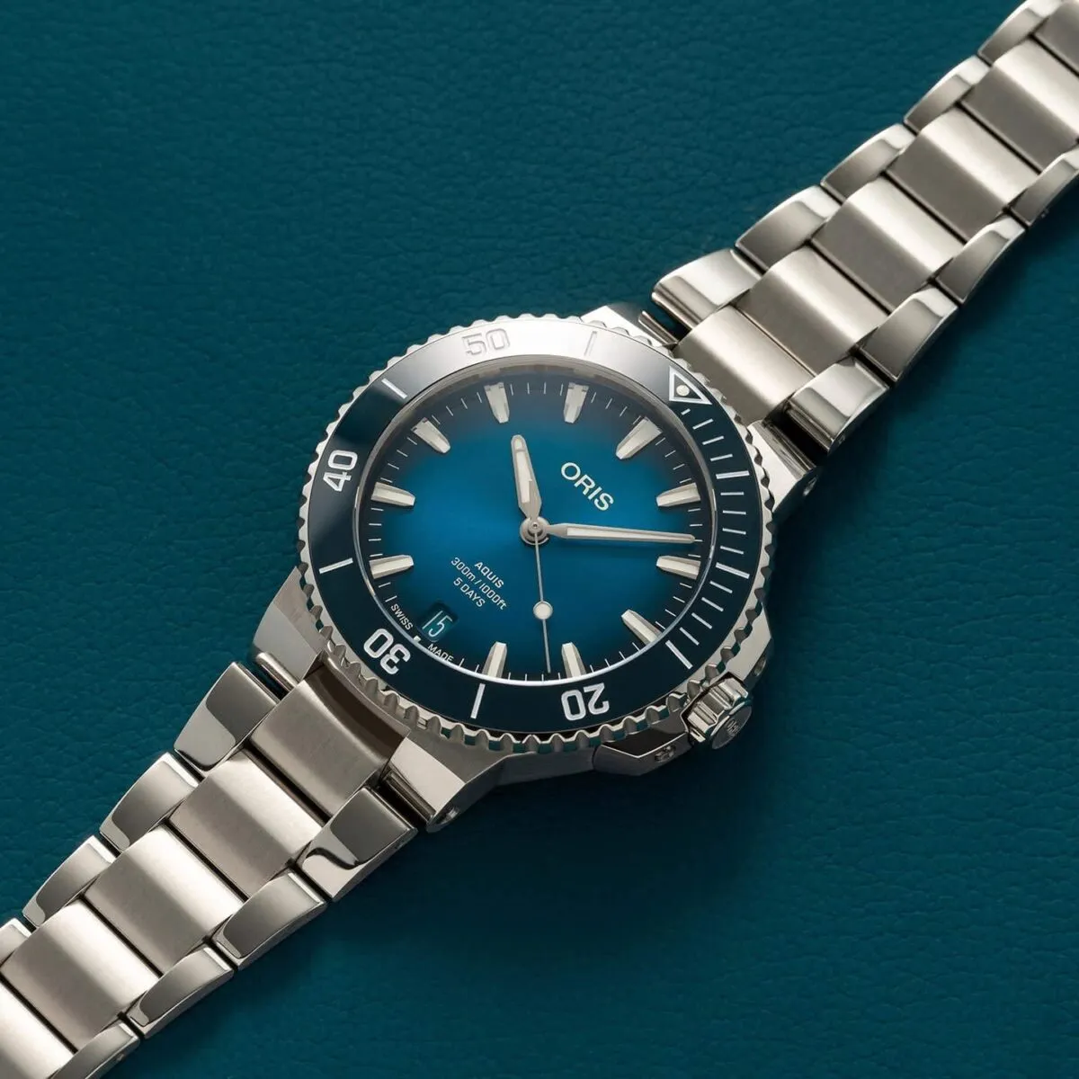 Oris Aquis Date Caliber 400 (01 400 7790 4135)