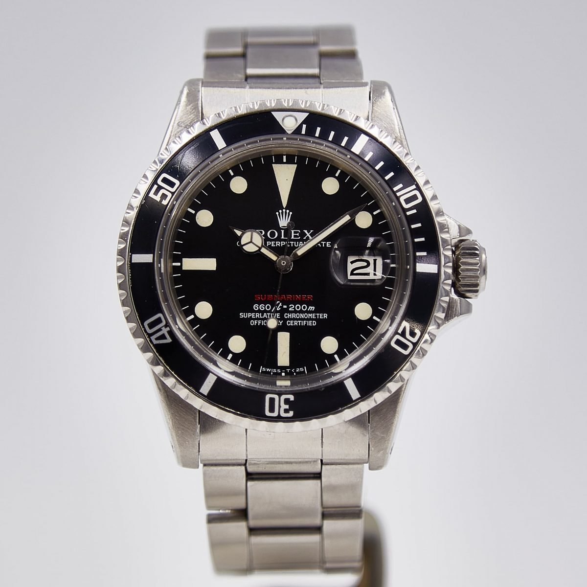 Rolex Submariner Date ‘Red Letter’ (1680)
