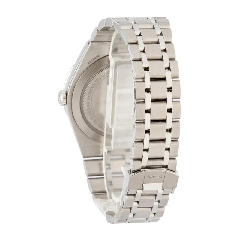 Used Tudor Royal 28600 Salmon Dial