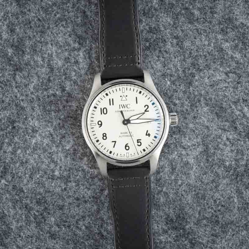 Pre-owned IWC Pilot’s Watch Mark XX IW328207 Silver Dial