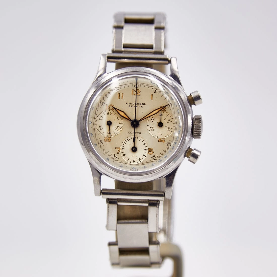 Universal Geneve Compax Chronograph (22278)