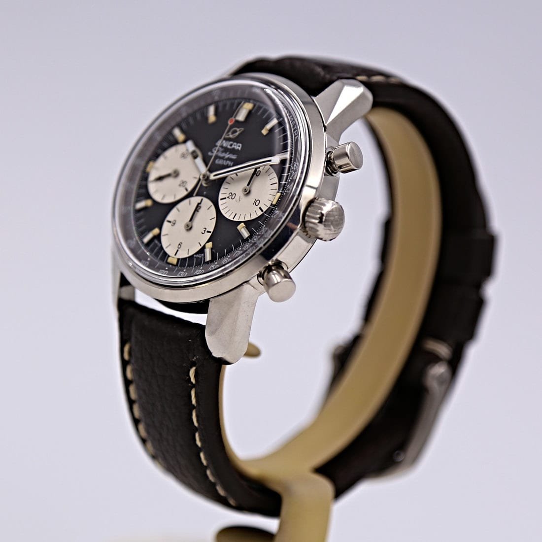 Enicar Sherpa Graph Chronograph (07202-01)